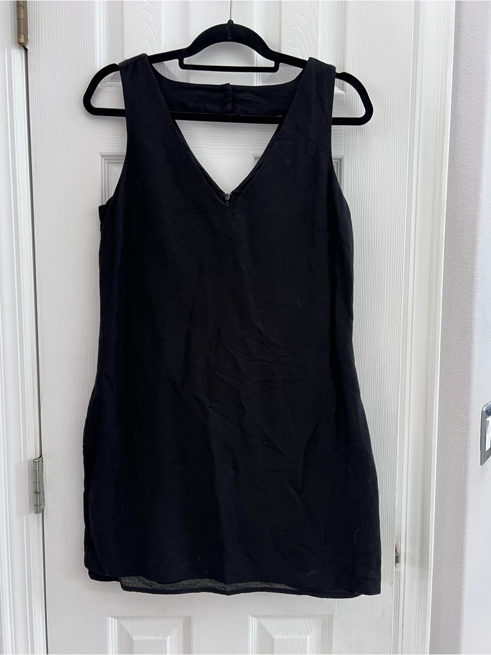 Banana Republic Black Sleeveless V-Neck Mini Dress